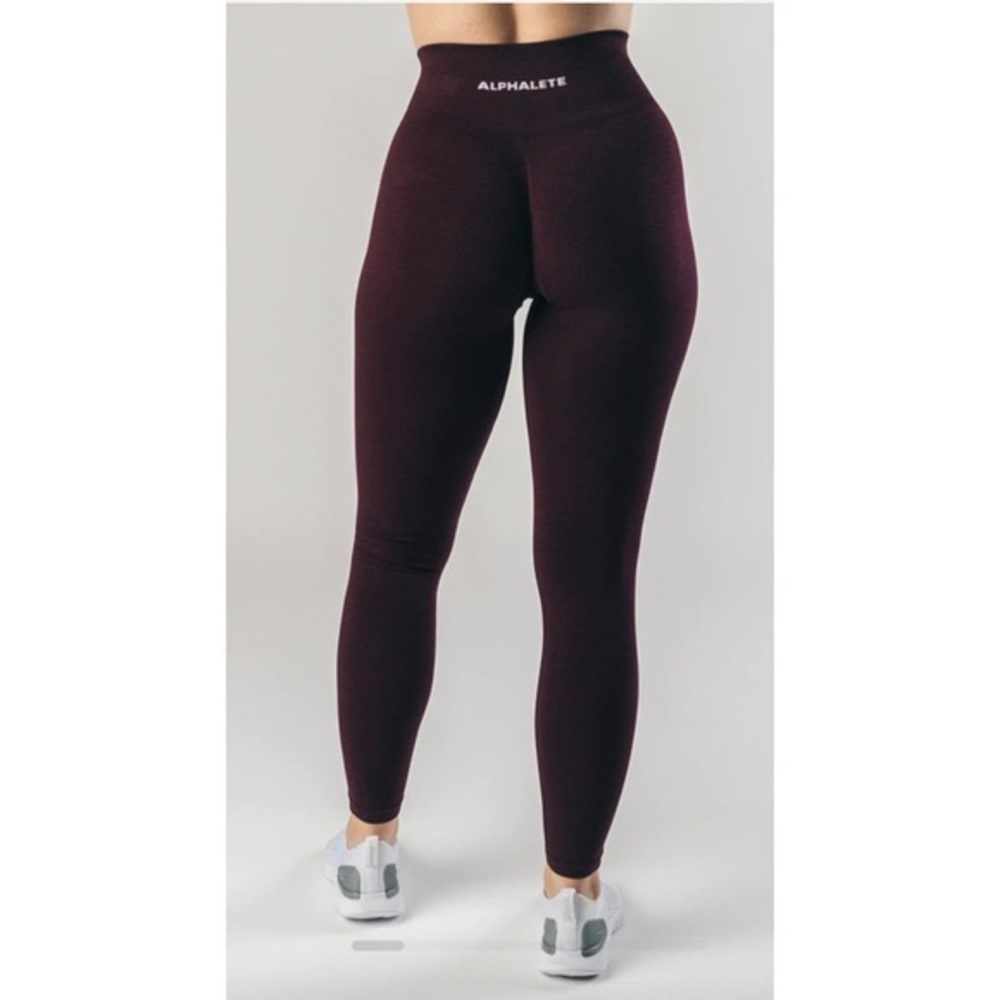 Alphalete Amplify Legging - Black Cherry